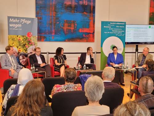 Blick auf die Gäste im Festsaal des Abgeordnetenhauses